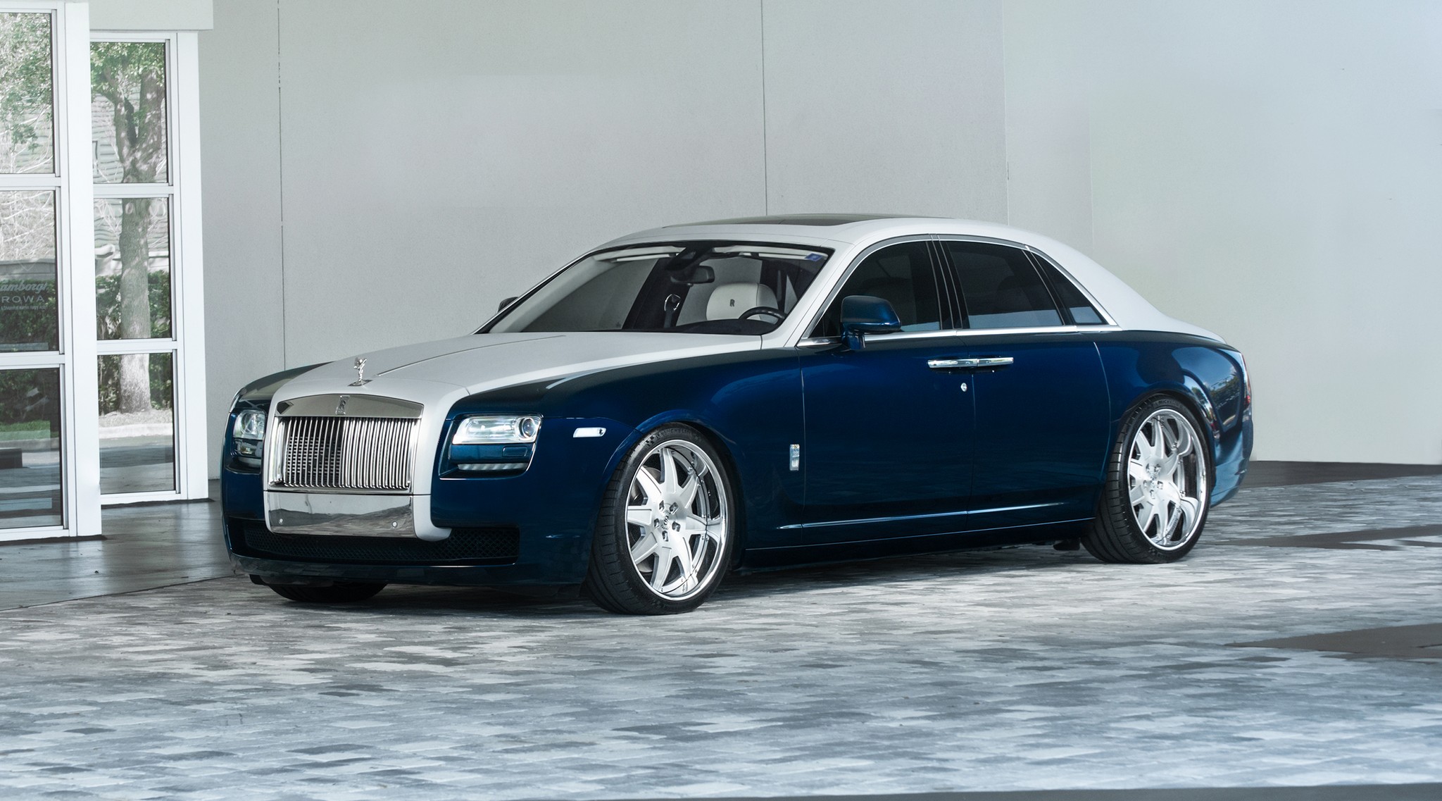 Rolls Royce Ghost with 24in Vossen HF2 Wheels exclusively from Butler Tires  and Wheels in Atlanta GA  Image Number 11881