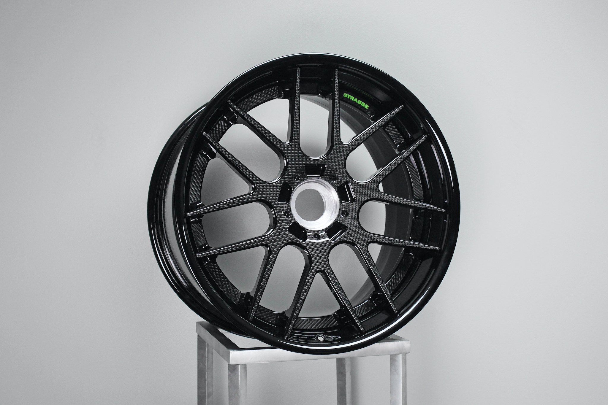 Carbon Fiber Edition - Strasse Wheels